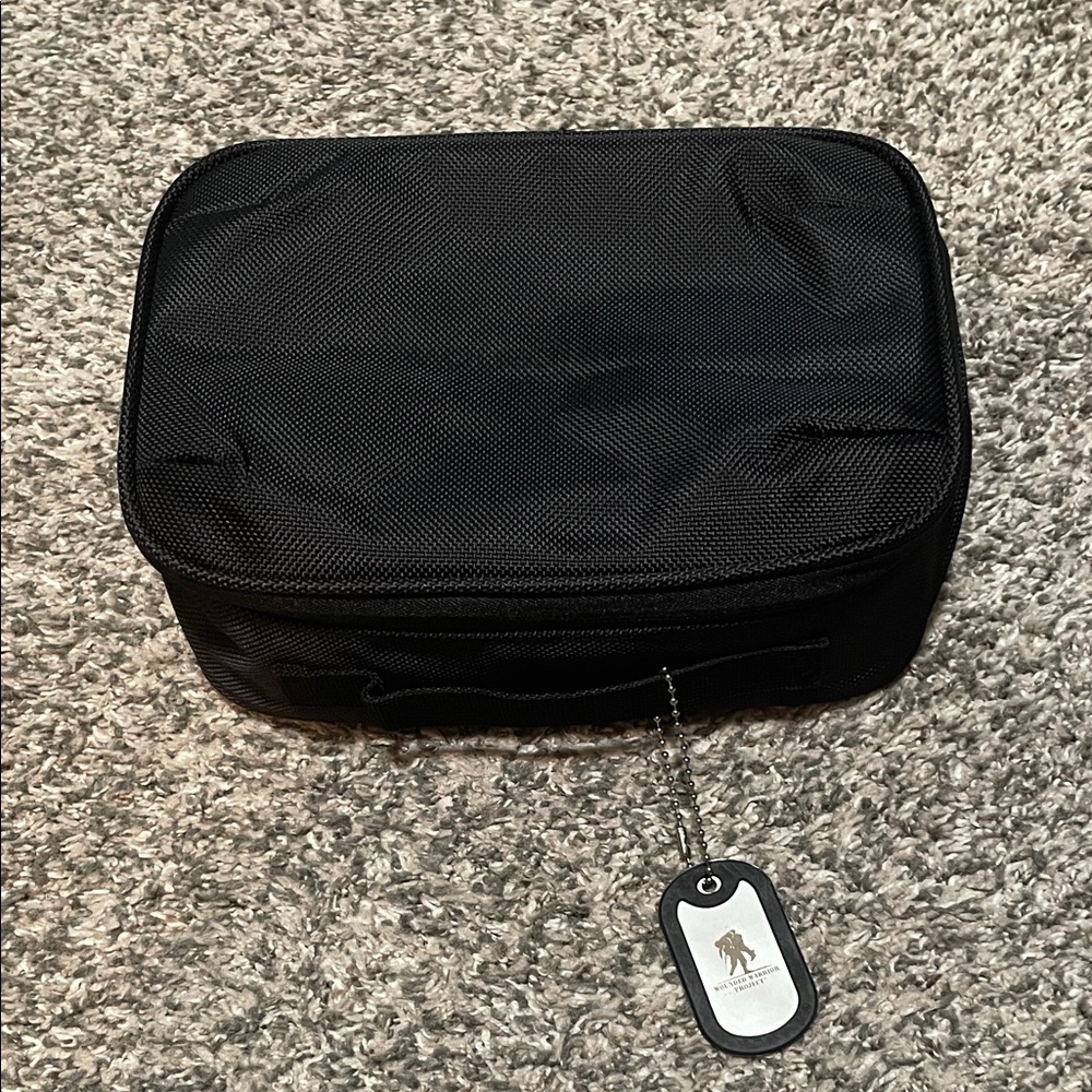 Basecamp Travel Tech Bag
